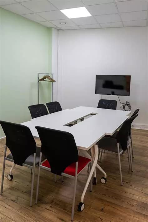 Image 2 de la salle - OIP